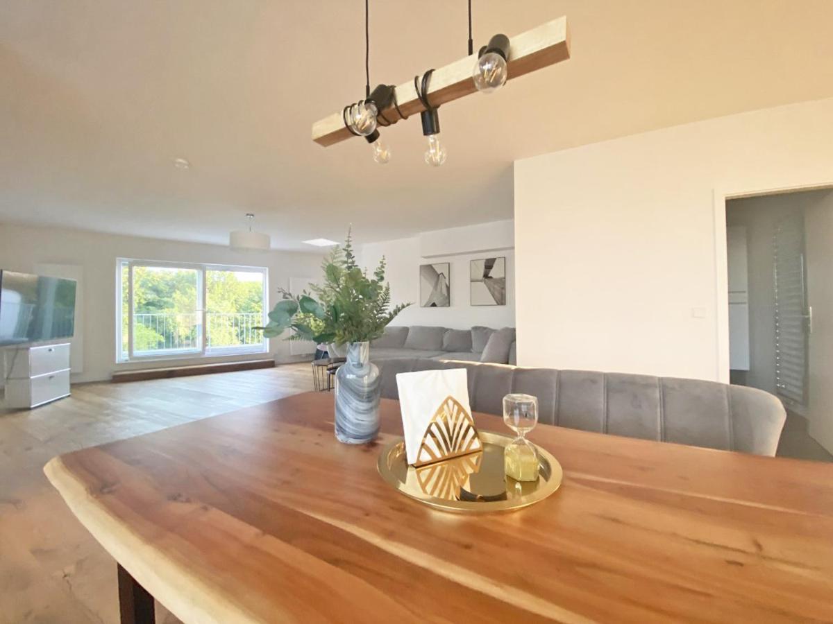 Wohnung Mit Traumhaften Echtem Blick! เบรเมน ภายนอก รูปภาพ